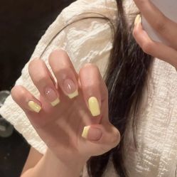 -悦指间美甲美睫