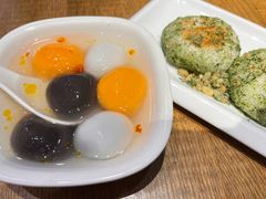 全家福汤圆（2个黑芝麻、2个椰奶、2个榴莲）-缸鸭狗(天一广场店)