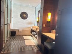 -海南清水湾莱佛士酒店