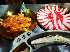 -哈哈碳都·牛肋条无限自助烤肉(台江万达店)