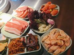 -梨花自助烤肉(乐宾店)