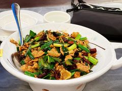-蔼若春.传承三十年云南菜(金碧公园店)