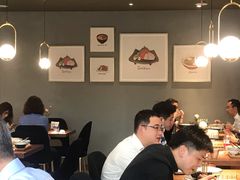 -POKEE VIA&Brunch·维娅(重庆来福士店)