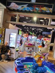 -卡通尼乐园(新达汇三林店)