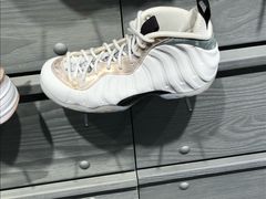 -NIKE品牌体验店(金源新燕莎店)