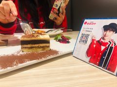 -必胜客(东大桥店)