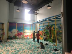 -蒙特利亲子乐园