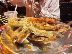 -何师烧烤Pro ·江湖川菜·小龙虾·精酿啤酒(太古里旗舰店)