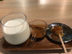 -默迹咖啡馆