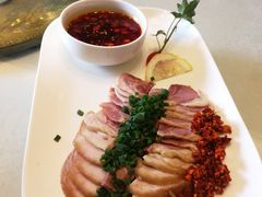 -阿瓦山寨·湘菜现炒·剁椒鱼头王(咸阳总店)