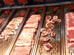 -山焱·炭火自助烤肉(周浦万达店)