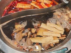 -季季红火锅(柳州城中万达二店)
