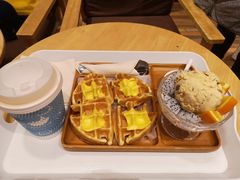 -猫的天空之城概念书店(杭州南宋御街店)