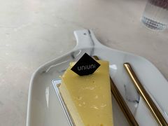 -UNI UNI(环亚凯瑟琳店)