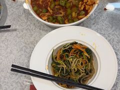 -汗腾格里·风味餐厅(新疆驻京办店)
