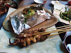 -何师烧烤Pro ·江湖川菜·小龙虾·精酿(太古里旗舰店)