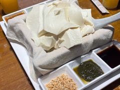 -95号酱骨·一块豆腐(展春园西路店)