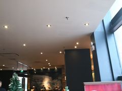 等位区-星巴克臻选(上海长风大悦城店)