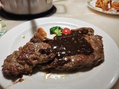 -吉布鲁牛排海鲜自助(假日国际店)