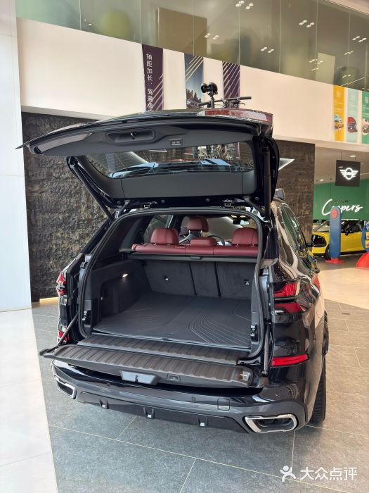 上海宝诚中环BMW·MINI4S店图片