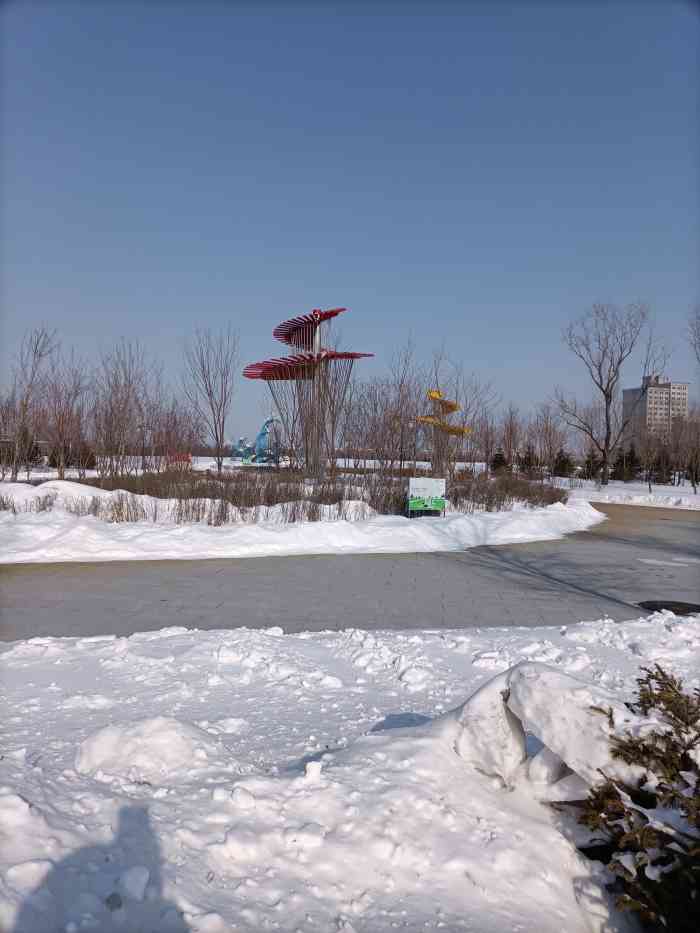 碧海公园-"去碧海公园没有公交06车,必须是自驾或打.