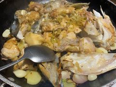 鱼头焗草鸡-猪肉婆私房菜(容桂总店)
