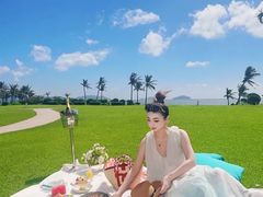-三亚亚龙湾瑞吉酒店·宴悦Driftwood·游水海鲜·牛排·草坪·私人定制