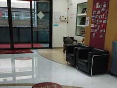 -雅悦齿科(顾村公园店)