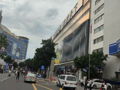 -广州白马服装市场