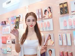 -4iNLOOK美瞳店(湖滨道购物中心店)