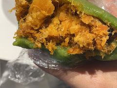 蛋黄肉松青团-许阿姨糕团店(南京总店)