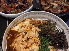豆花米线-多味居(剪子巷店)