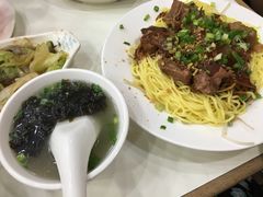 咖喱牛腩拌面-文辉墨鱼丸大王(铜锣湾渣甸街总店)