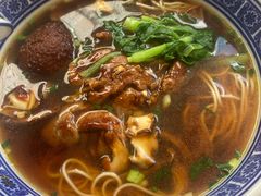 -沪西老弄堂面馆(定西路店)