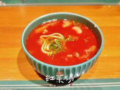 俄罗斯红菜汤-米德维奇俄式西餐厅(西六道街店)