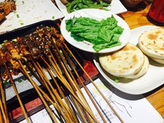 白吉馍猪小串-木屋烧烤(西南角店)