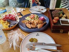 -Famous肥猫墨西哥音乐餐吧(五棵松华熙LIVE店)