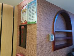-外星熊·伊斯贝尔电竞店