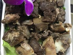 -三头牛·潮汕牛肉生蚝火锅 (夏湾店)