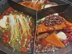 -渝里重庆火锅(航天城店)