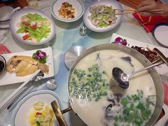 -松沪名灶·豆浆鱼头·新上海菜(飞航吾悦广场店)