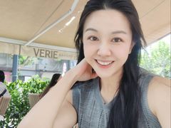 -VERIE BAKEHOUSE