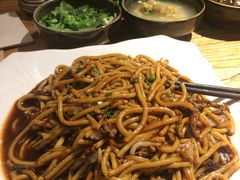 -俏湘私房菜(国贸店)