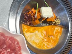-生活如沸·顺德水牛奶火锅(人民广场店)