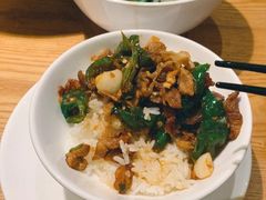 -费大厨辣椒炒肉(万家丽一店)