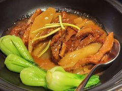 白玉牛肋煲-海派悦庭·海胆烧麦·新融合菜(凯德广场店)
