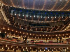 -交通银行前滩31演艺中心