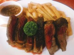 -羽深肉铺 Steak & Wine