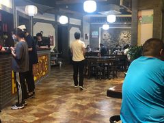 大堂-王明古法砂锅居(开化寺店)