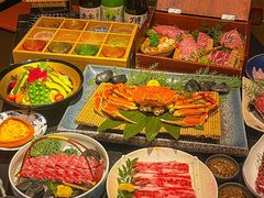 -山川小町·极番烧肉(新地假日广场店)